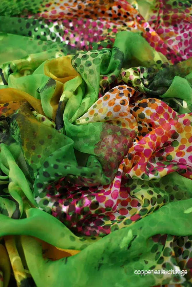 Silk – Chiffon with elements of satin – Green rose Silk – Chiffon with elements of satin – Green rose