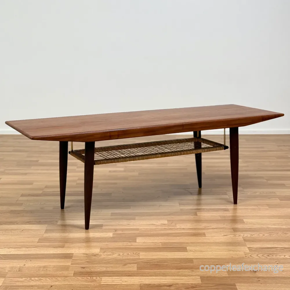 Soffbord i teak och valnöt, 1950- och 60-talen