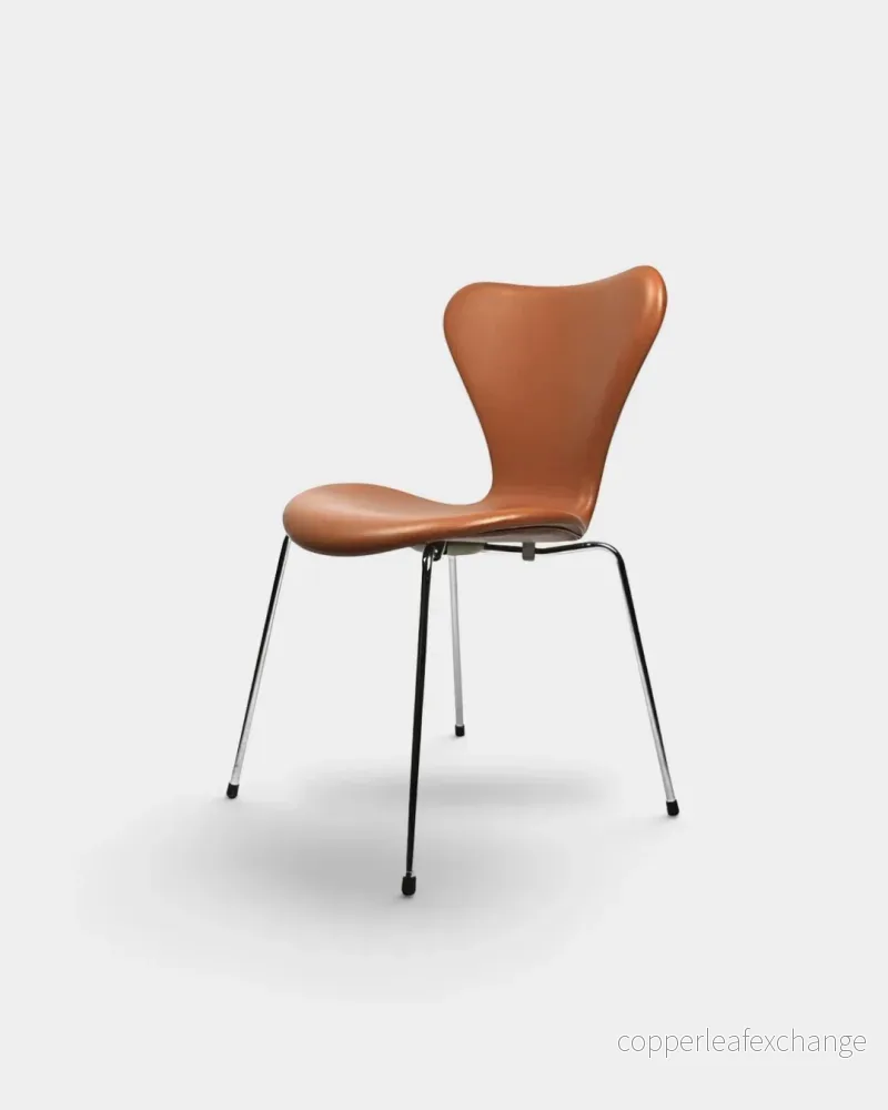 Arne Jacobsen, Syveren stol i Soft Walnut - Bild 2