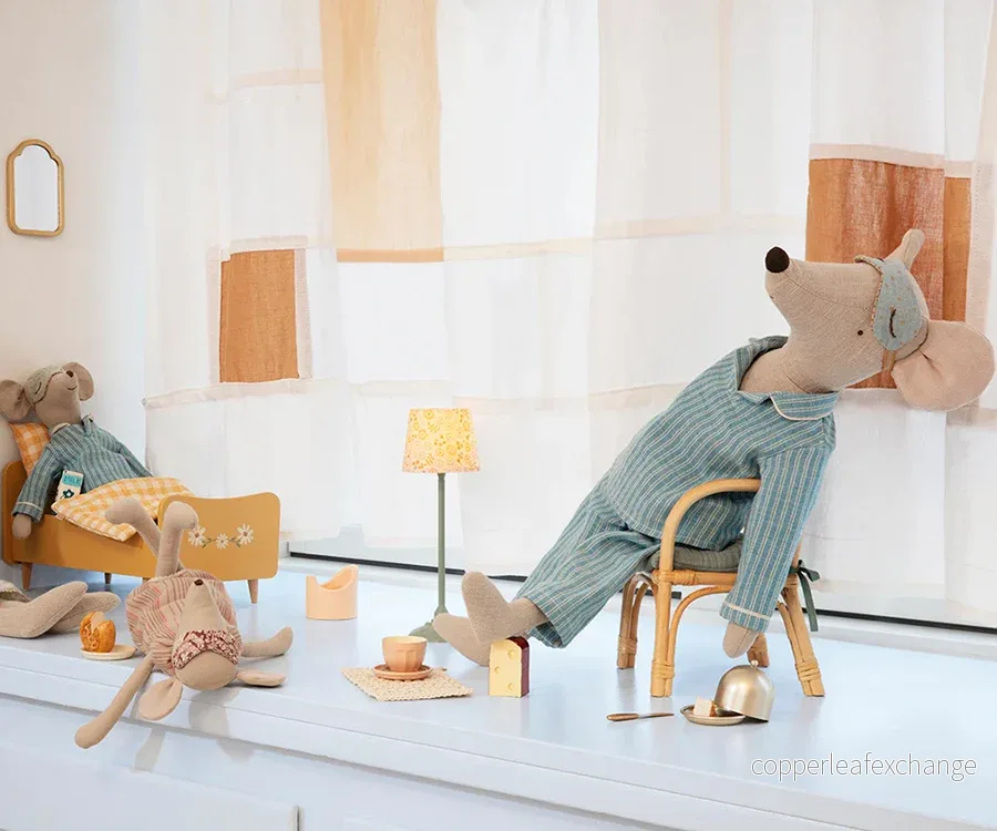 Maileg – Maxi mus pojke med pyjamas och ögonbindel, storlek maxi pojke - Bild 2
