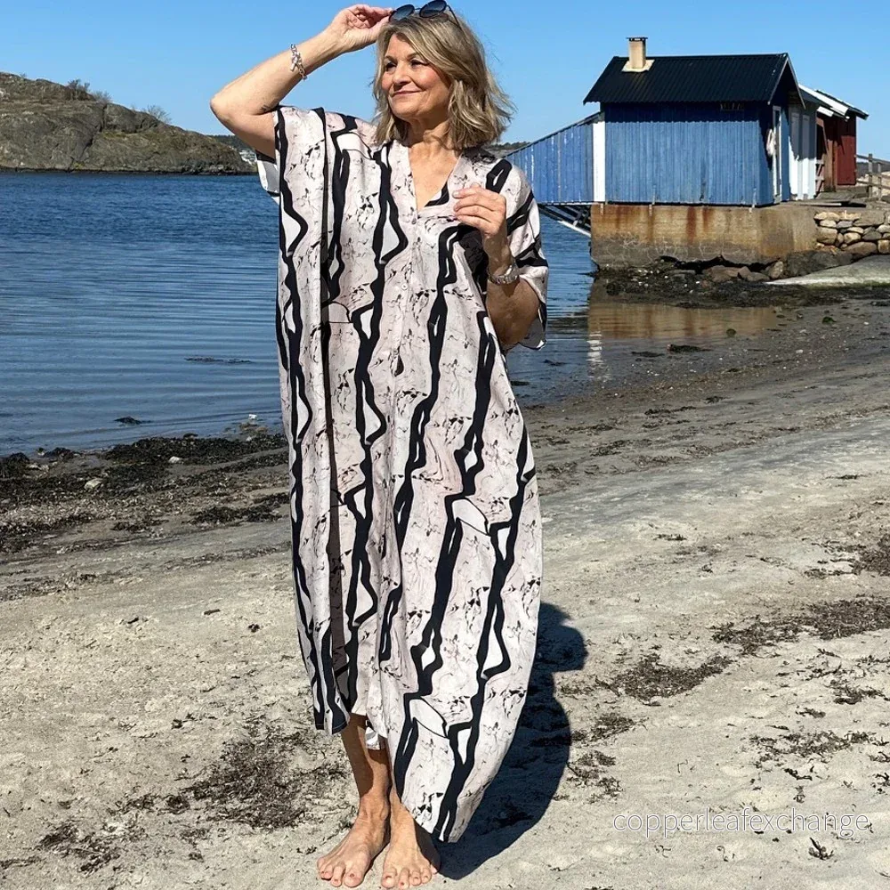 Hallin Sewing pattern Kaftan Dagny
