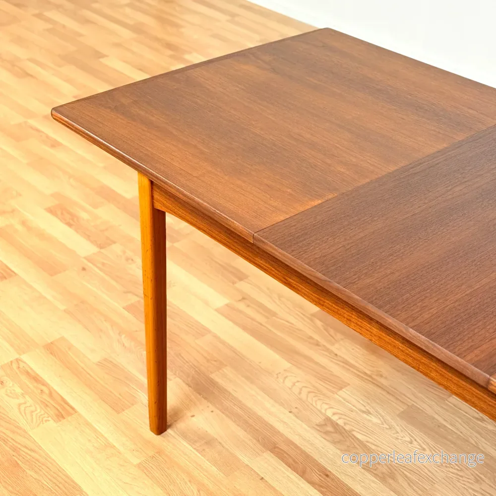 Svenskt rektangulärt matbord i teak - Bild 3