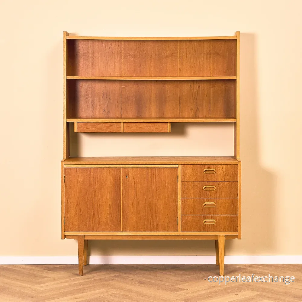 Svensk bokhylla i teak Svensk bokhylla i teak