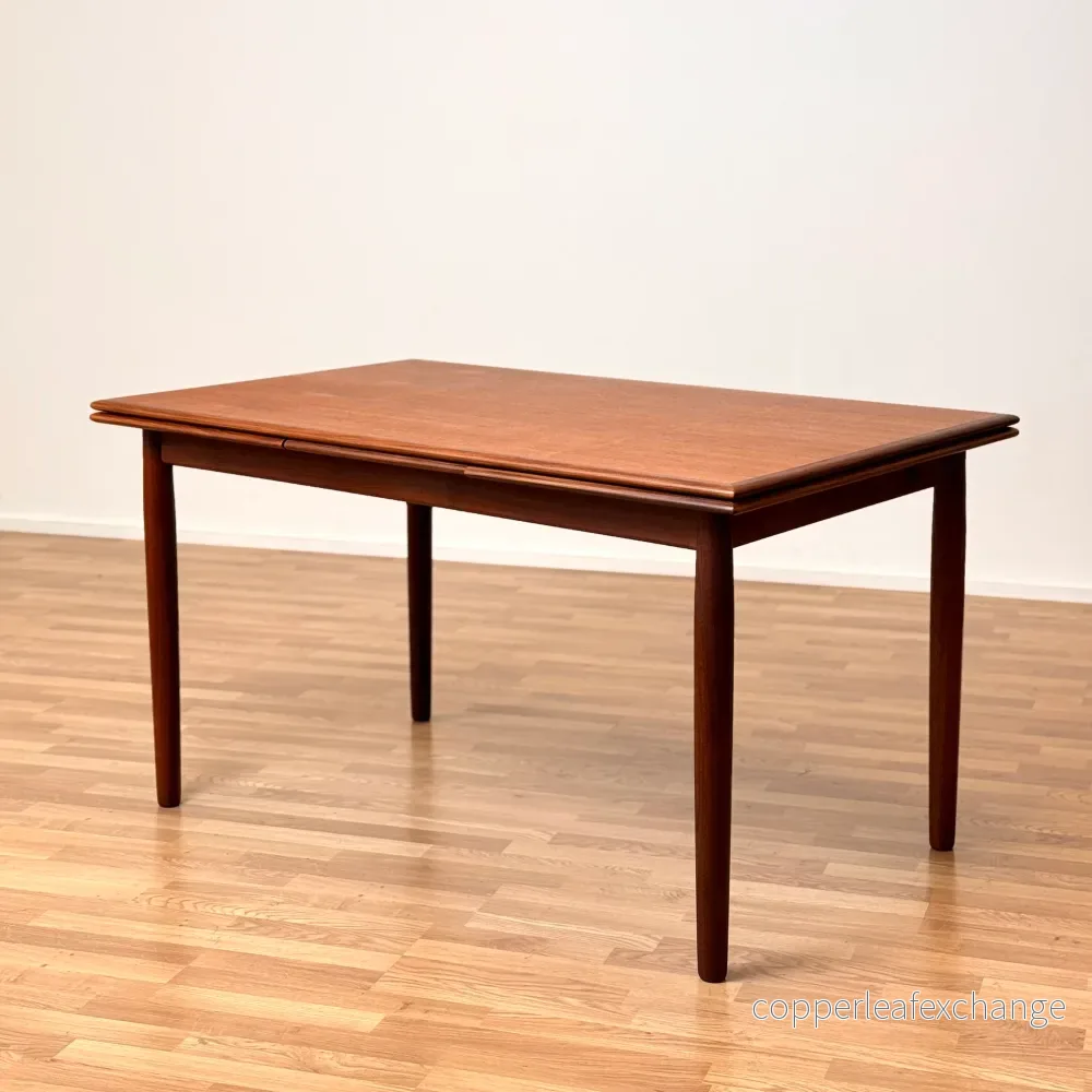 Matbord i teak och valnöt, 1950-60-tal, Danmark