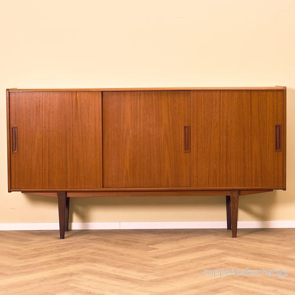 Dansk skänk i teak