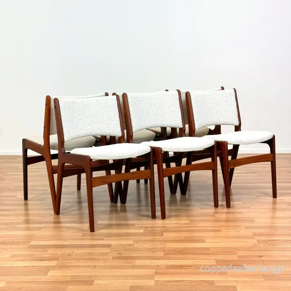 Set med 6 matstolar i massiv teak, av Erik Buch, 1950-60-tal, Danmark