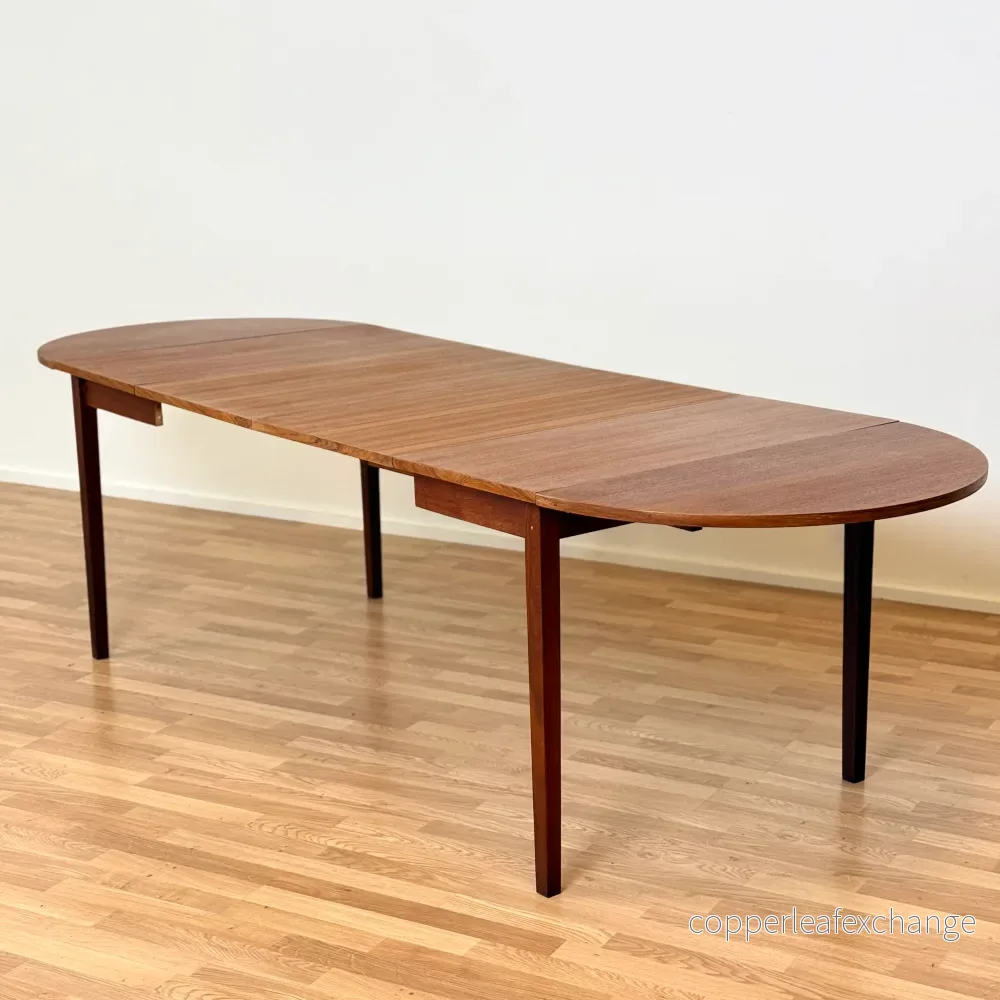 Matbord med 4 iläggsskivor, 1950-60-tal, Danmark