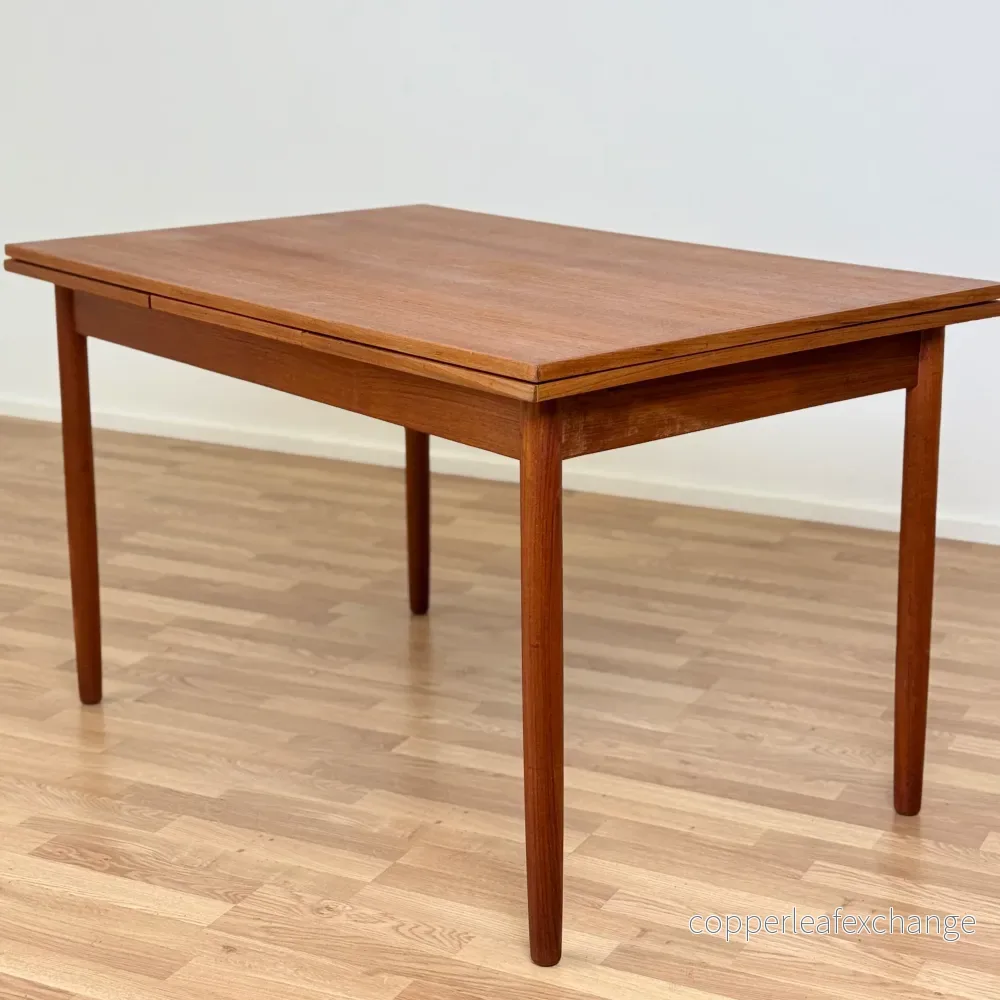 Danskt matbord i teak Danskt matbord i teak