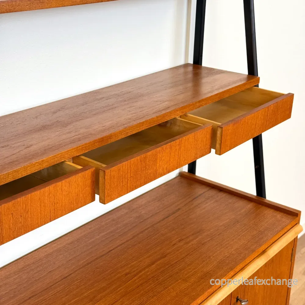 Bokhylla i teak av AB Svenska Ramfabriken, 1950-60-tal, Sverige - Bild 3