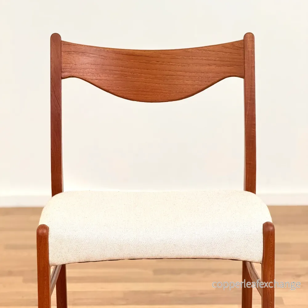 Set med 8 matstolar i massiv teak av Arne Wahl Iversen, 1950-60-tal, Danmark - Bild 2