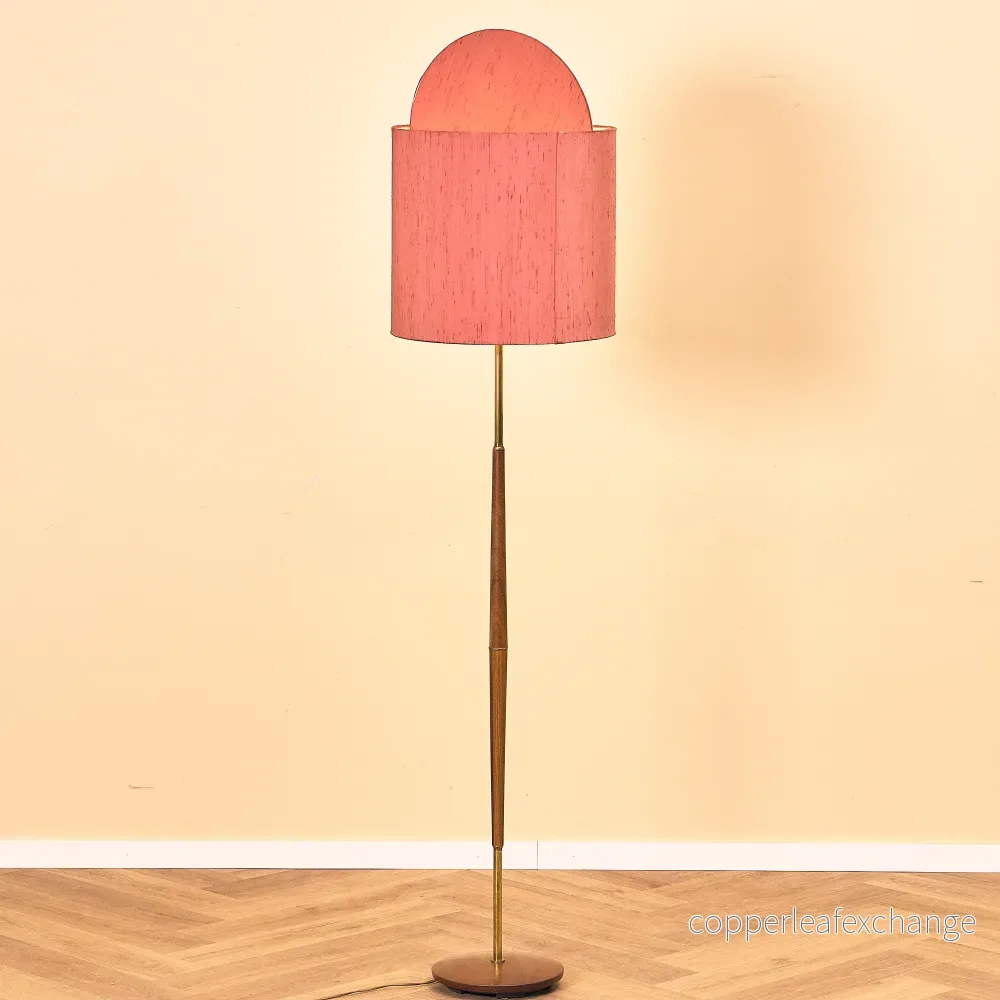 Svensk golvlampa i teak och mässing - Bild 3