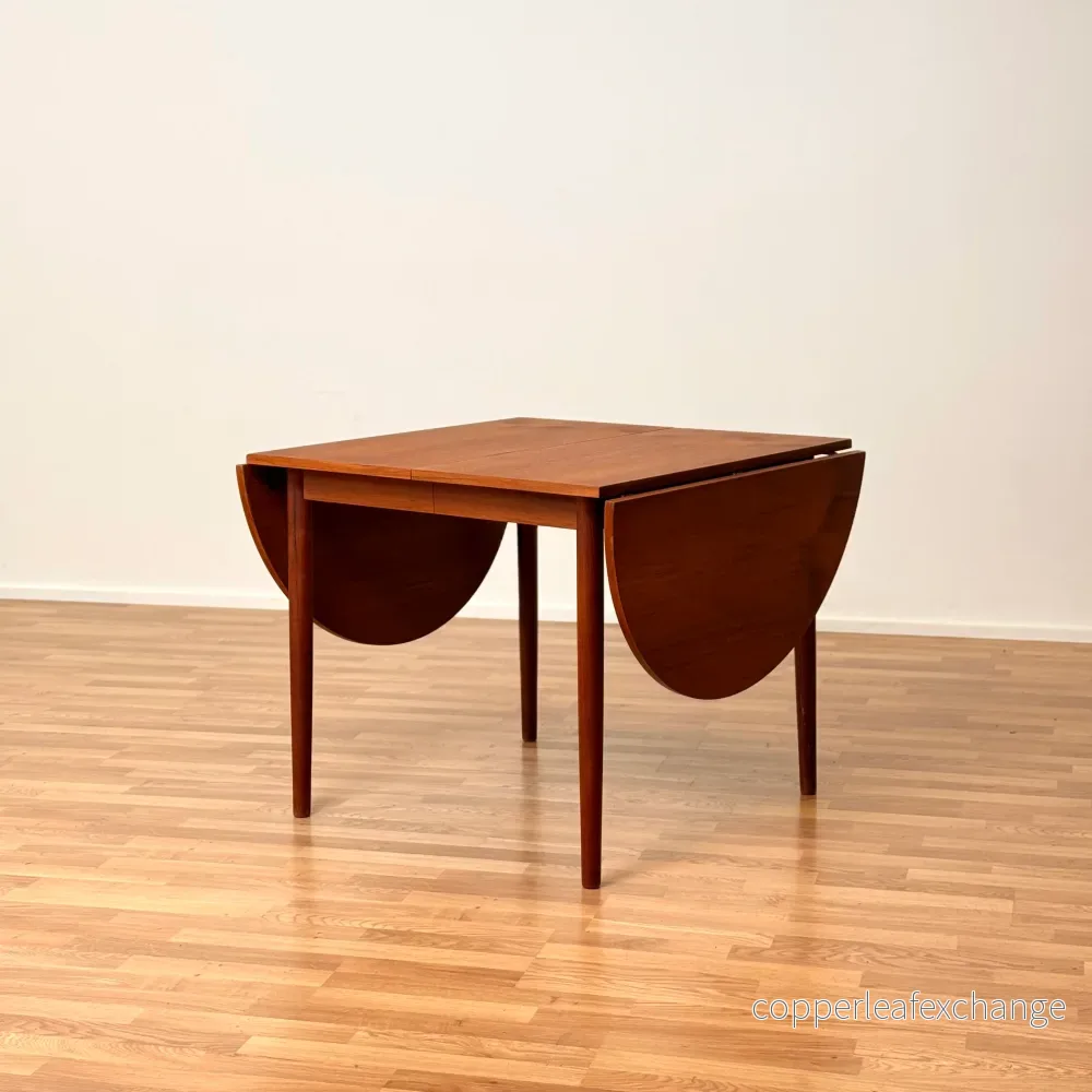 Matbord i teak ”Arne Vodder-stil”, 1950-60-tal, Danmark Matbord i teak ”Arne Vodder-stil”, 1950-60-tal, Danmark