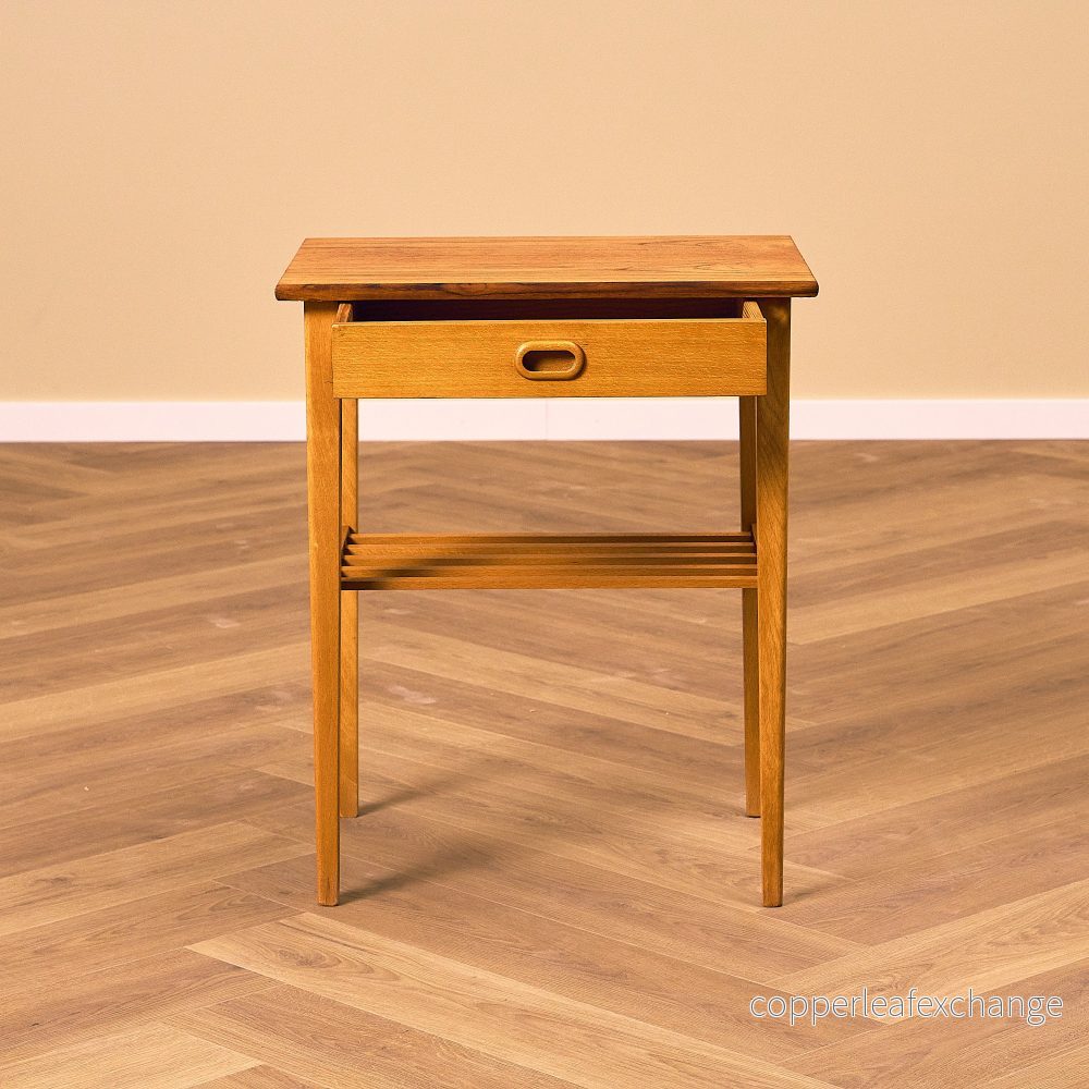 Svensk sängbord i teak och bok - Bild 2