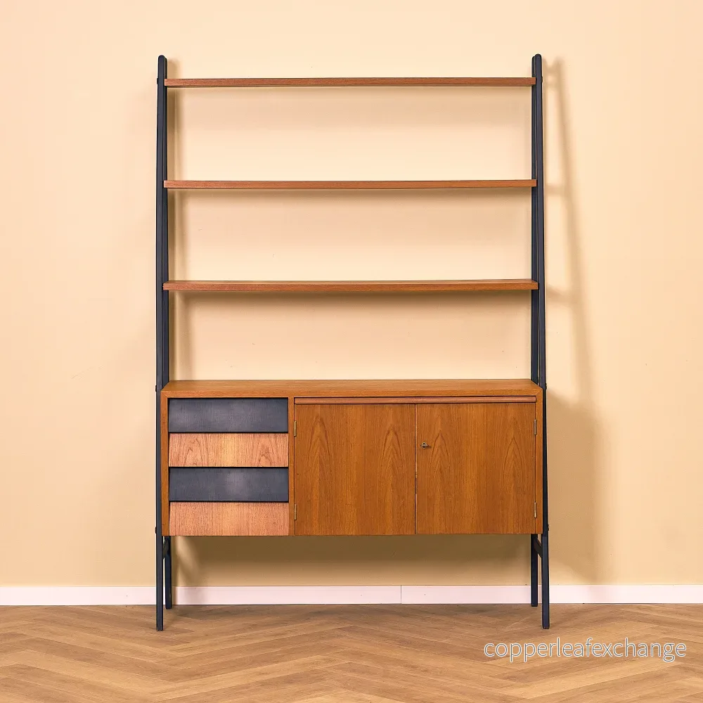 Svensk bokhylla i teak Svensk bokhylla i teak