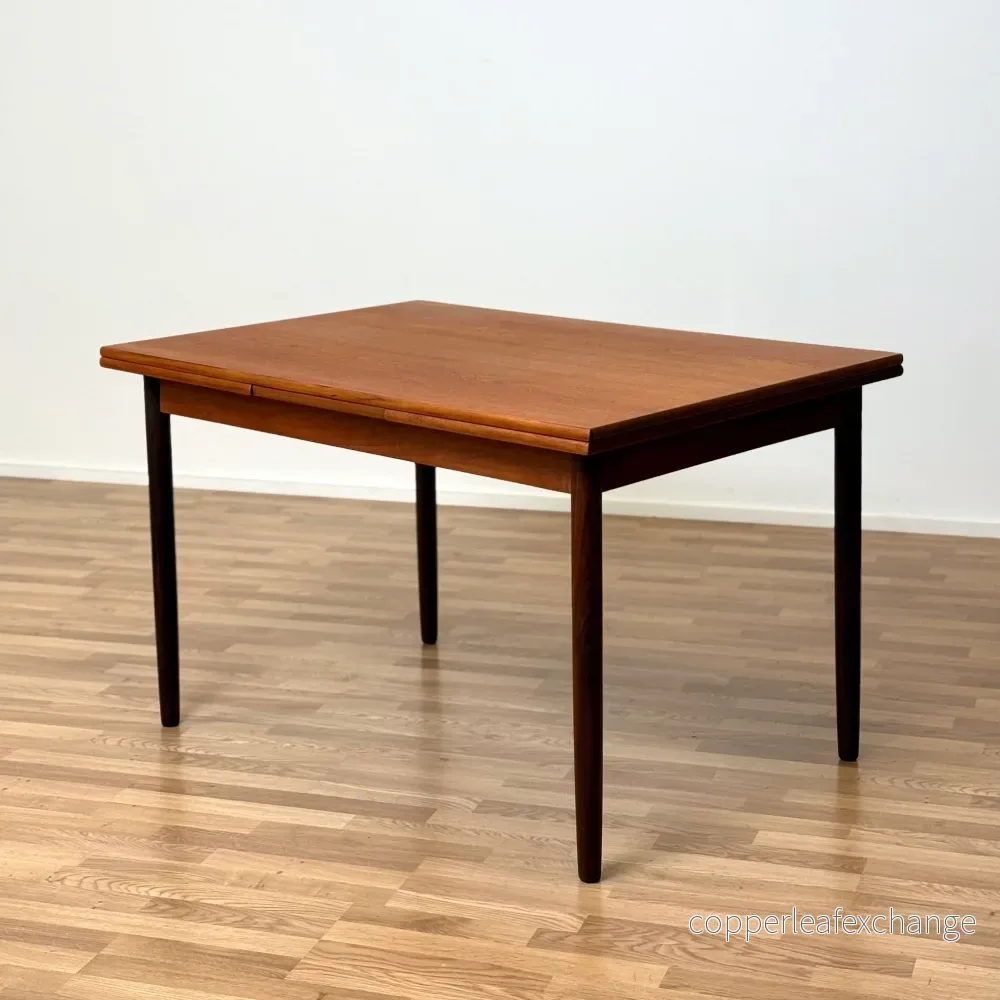 Danskt matbord i teak Danskt matbord i teak