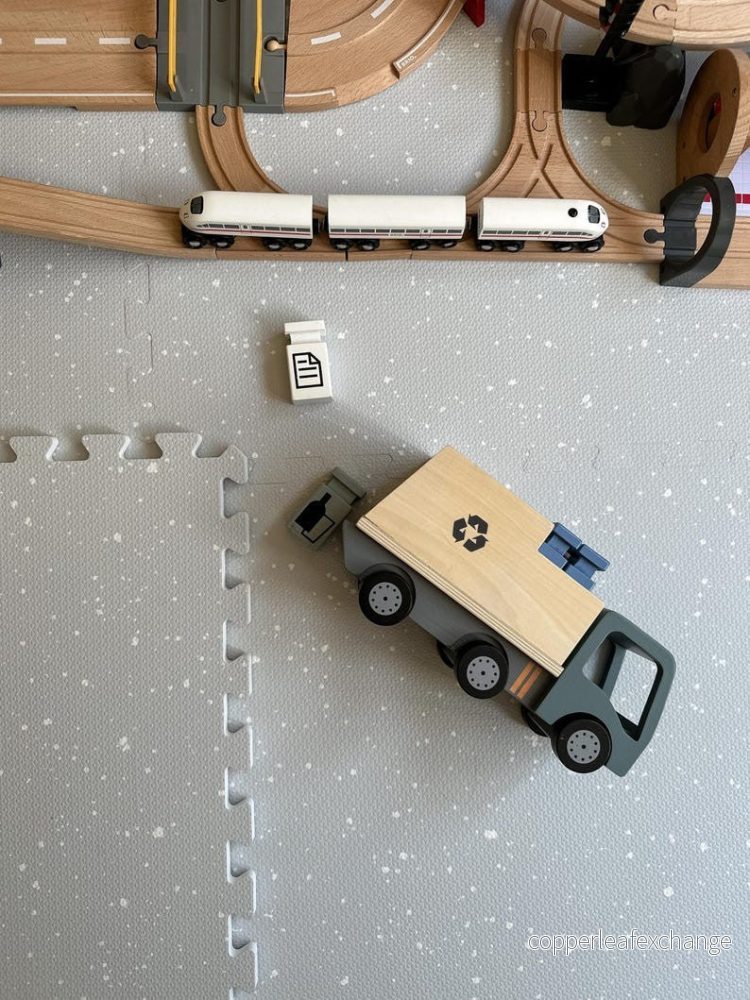 Giftfri Lekmatta Av Skumgummi – Spots Dove