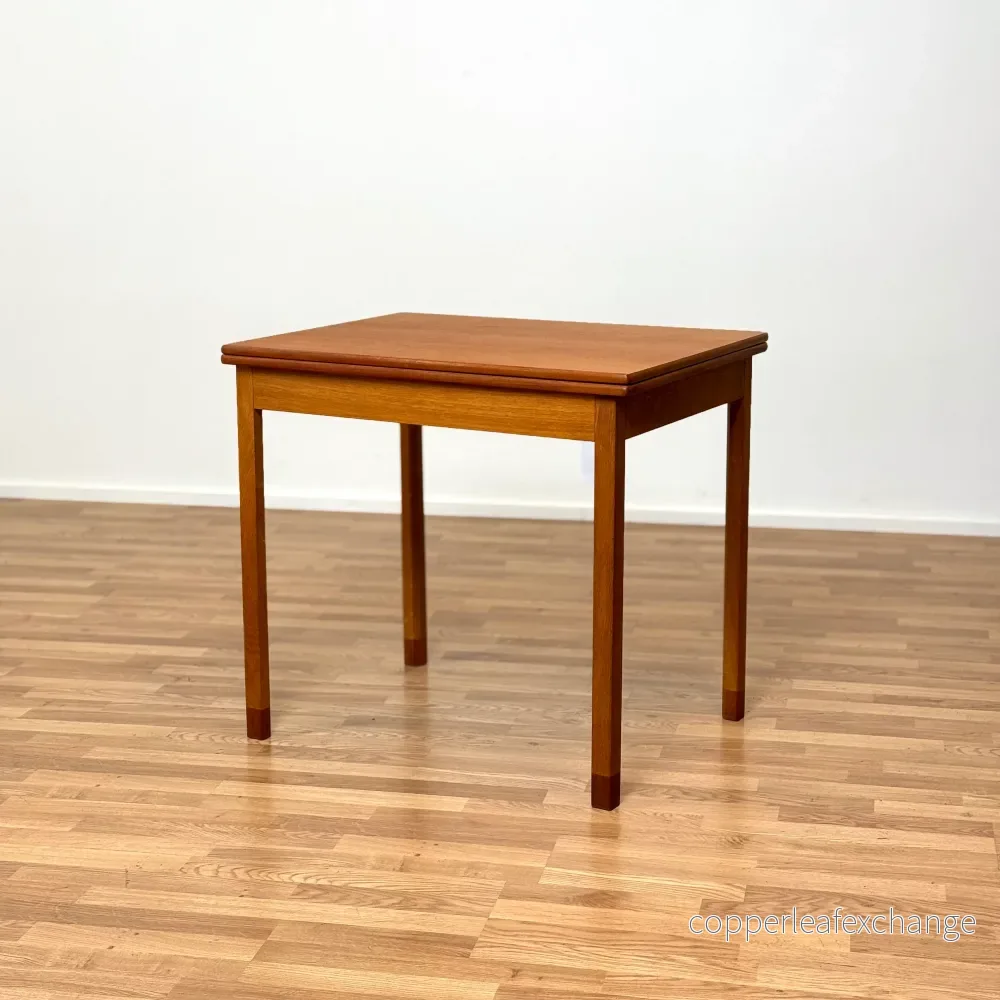 Matbord i teak och ek av EJ Næstved, 1950-60-tal, Danmark