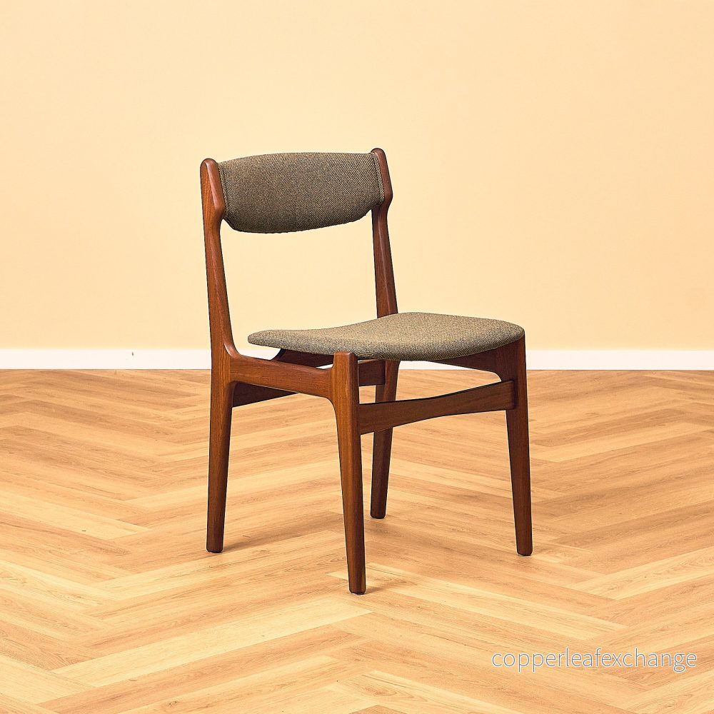 Danish dining chairs in walnut by Erik Buch for Findahls Møbelfabrik - Bild 2