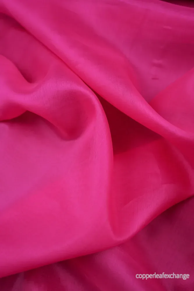 Silk – Organza – Fine thread – Magenta – 5295 Silk – Organza – Fine thread – Magenta – 5295