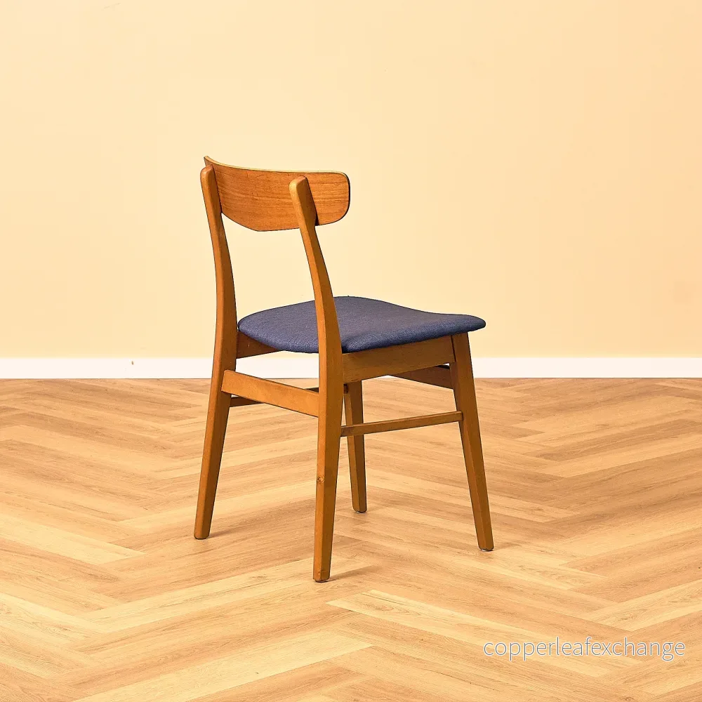 Danish dining chairs in teak and beech by Findahl Møbelfabrik, model 'Møsbol' - Bild 3