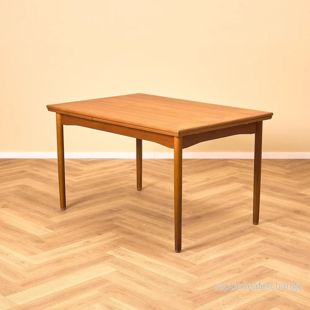 Danskt rektangulärt matbord i teak och bok