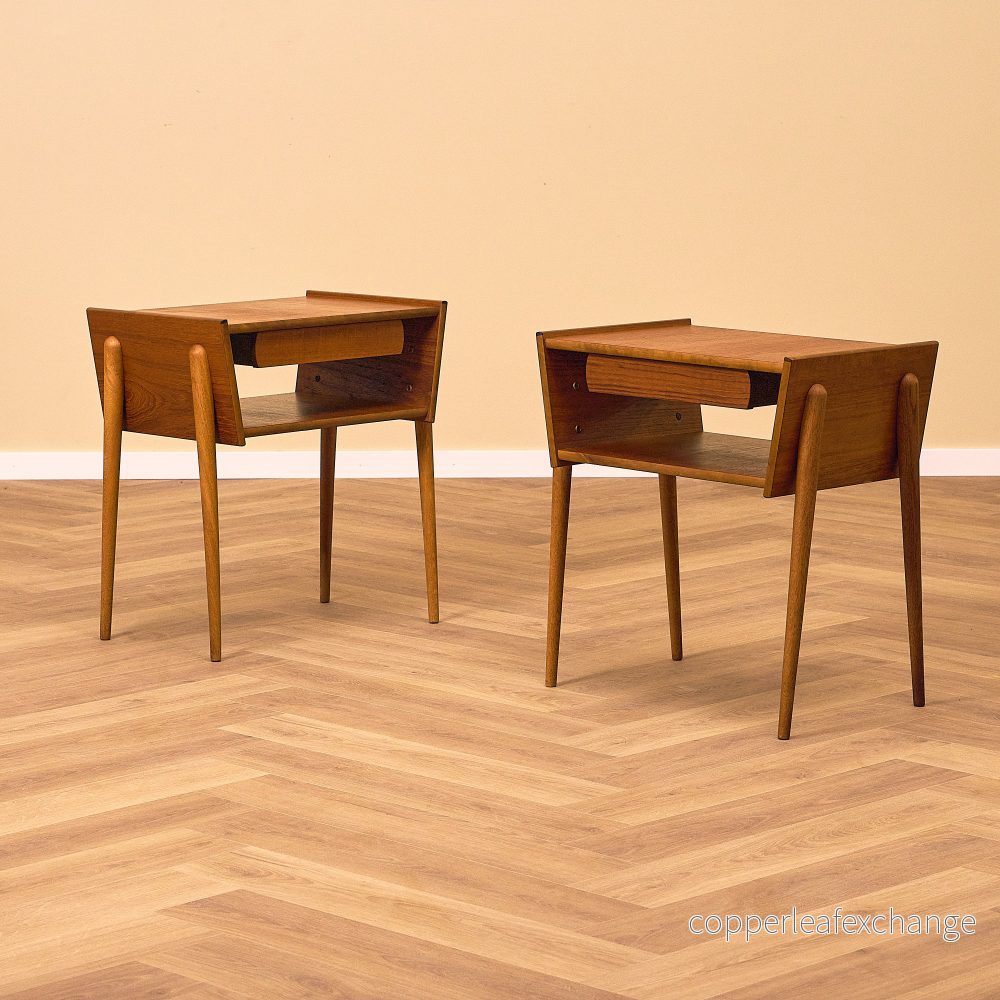 Svenska sängbord i teak och ek från IKEA, modell 'Ante'