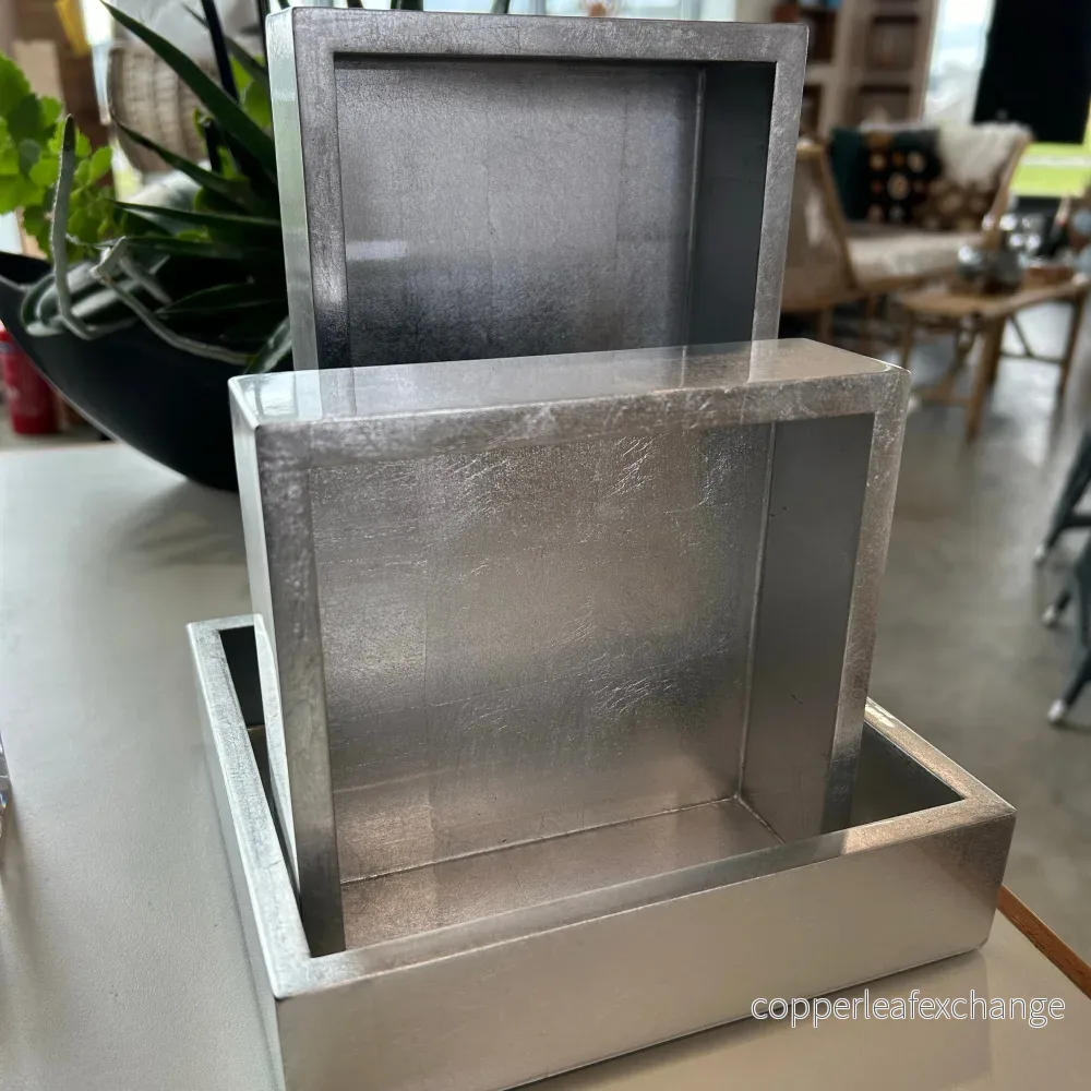 Kvadratisk Lackbricka Silver – Handgjord Serveringsbricka Vietnam