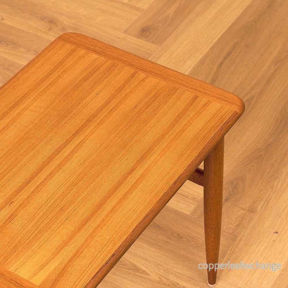Svenskt sidobord i teak från HMB Möbler Rörvik - Bild 2