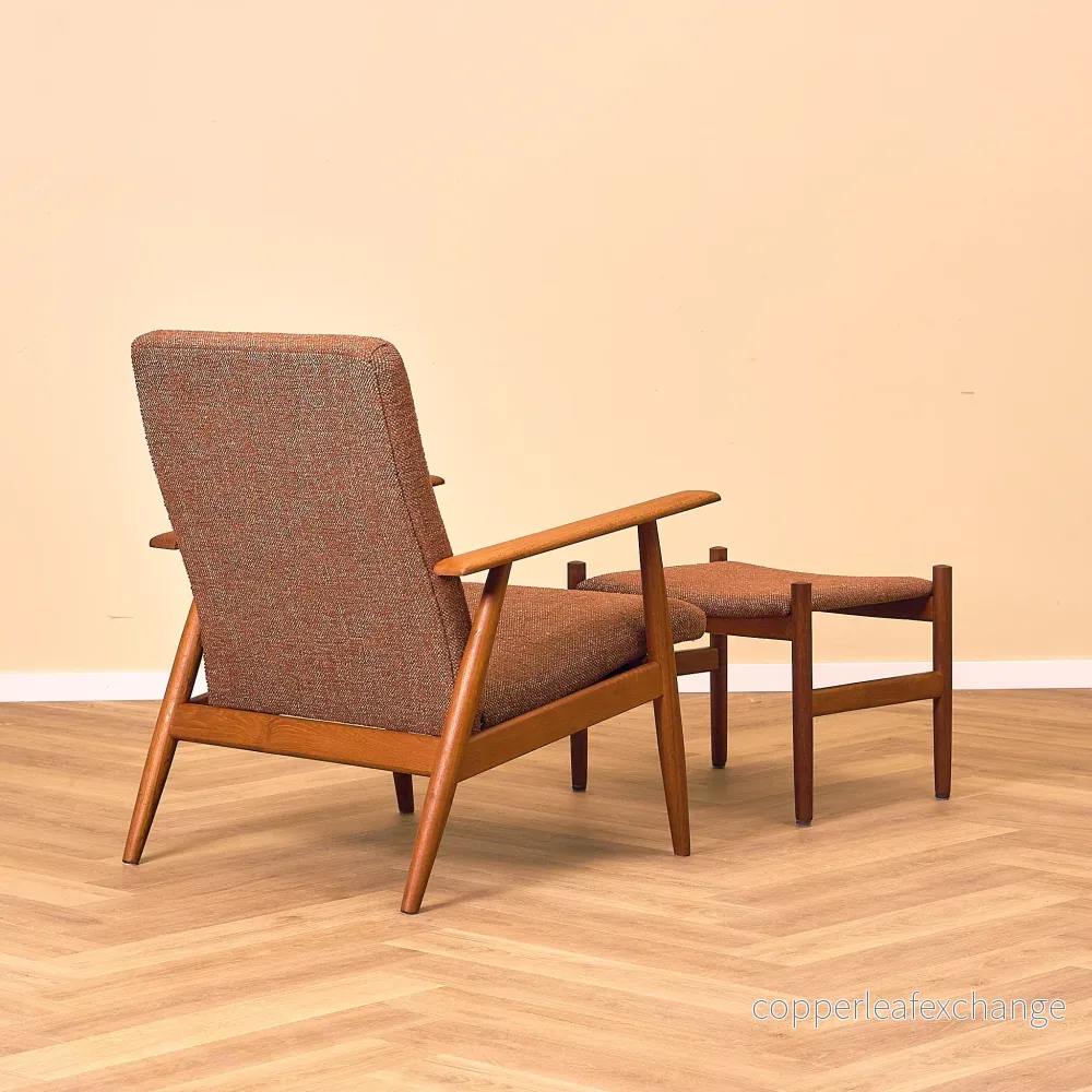 Dansk fåtölj med pall i teak - Bild 2