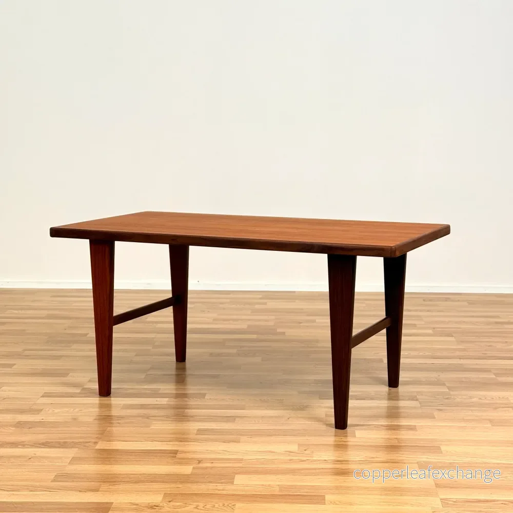 Dansk soffbord i teak & valnöt Dansk soffbord i teak & valnöt