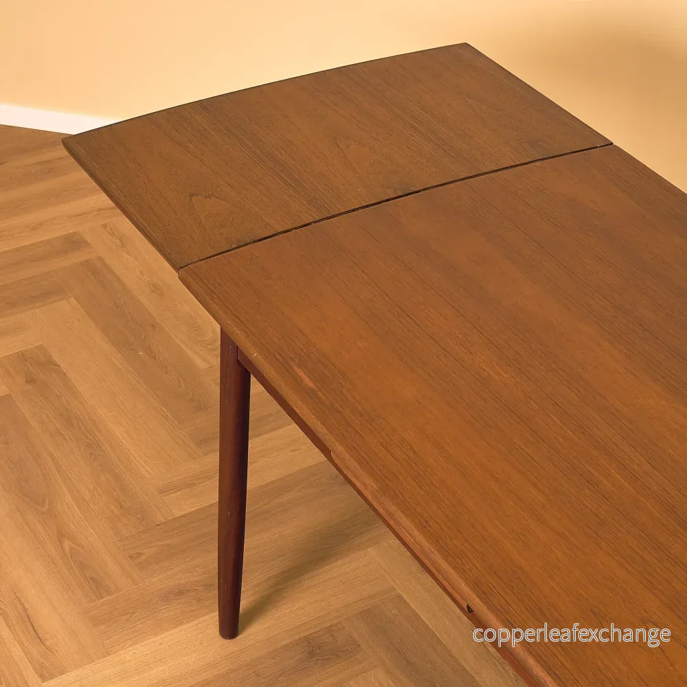 Danskt rektangulärt matbord i teak och valnöt - Bild 3