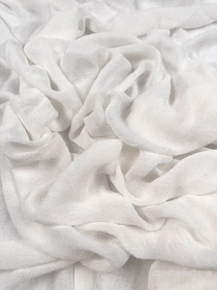 Raw fabric – Made to be washed – Untreated Viscose – White