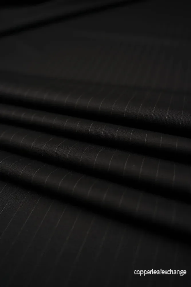 Suit wool – Italy – Virgin wool – Chalk stripe – Super 120 – Gray – 80/BLK Suit wool – Italy – Virgin wool – Chalk stripe – Super 120 – Gray – 80/BLK