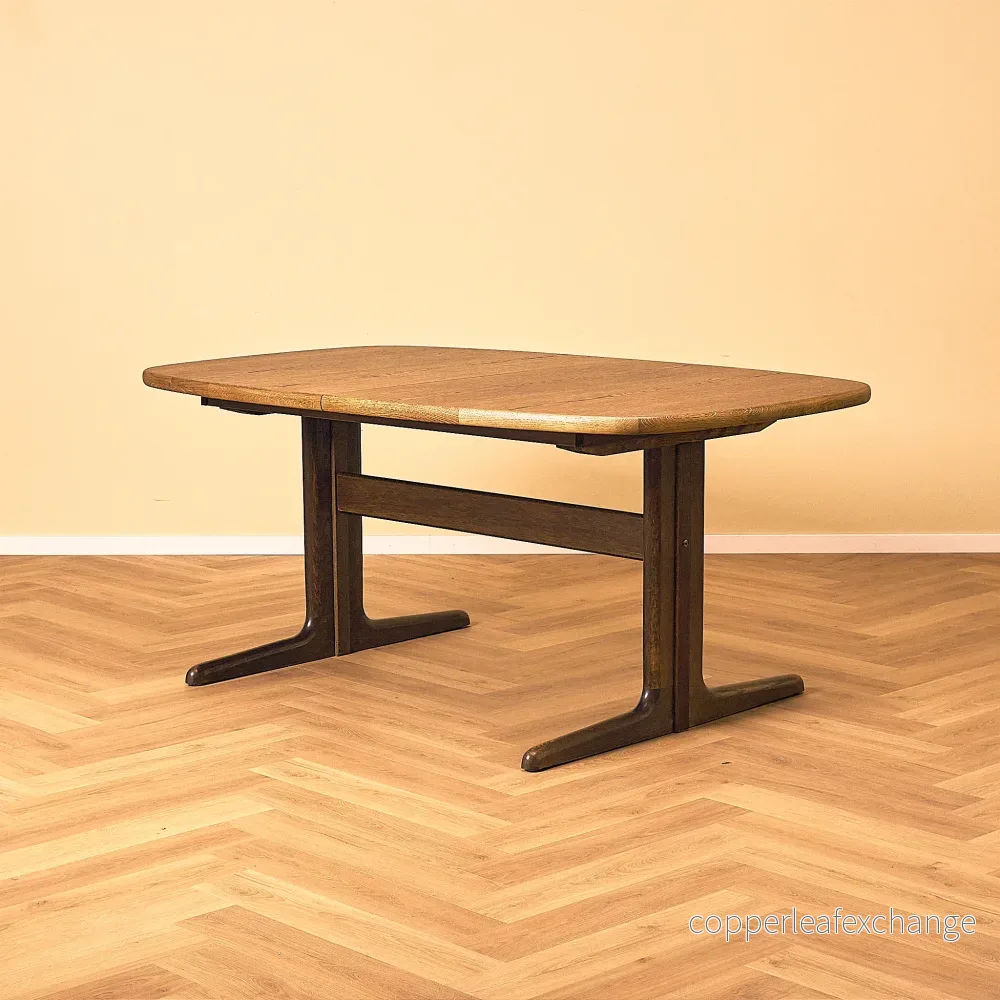 Danish oval dining table in smoked oak by Skovby Danish oval dining table in smoked oak by Skovby