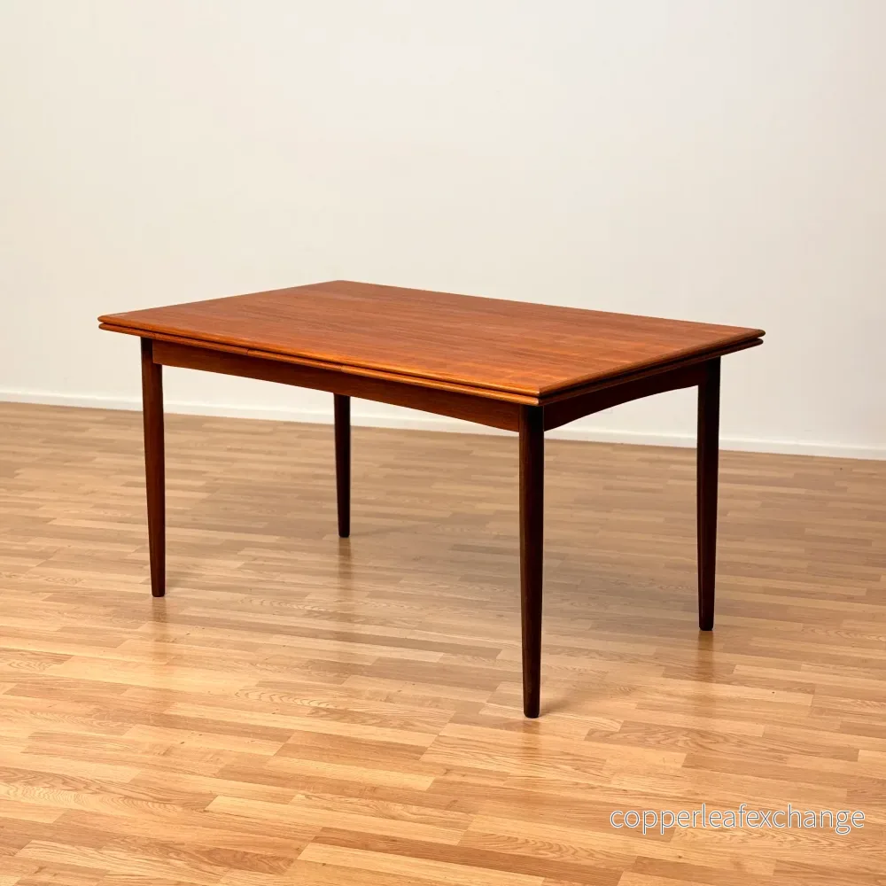 Danskt matbord i teak Danskt matbord i teak