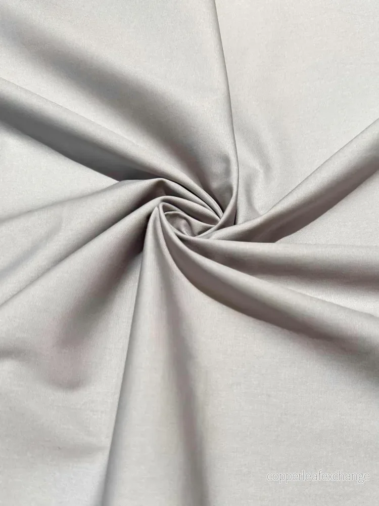 Cotton – Poplin – 110 cm wide – Light Grey