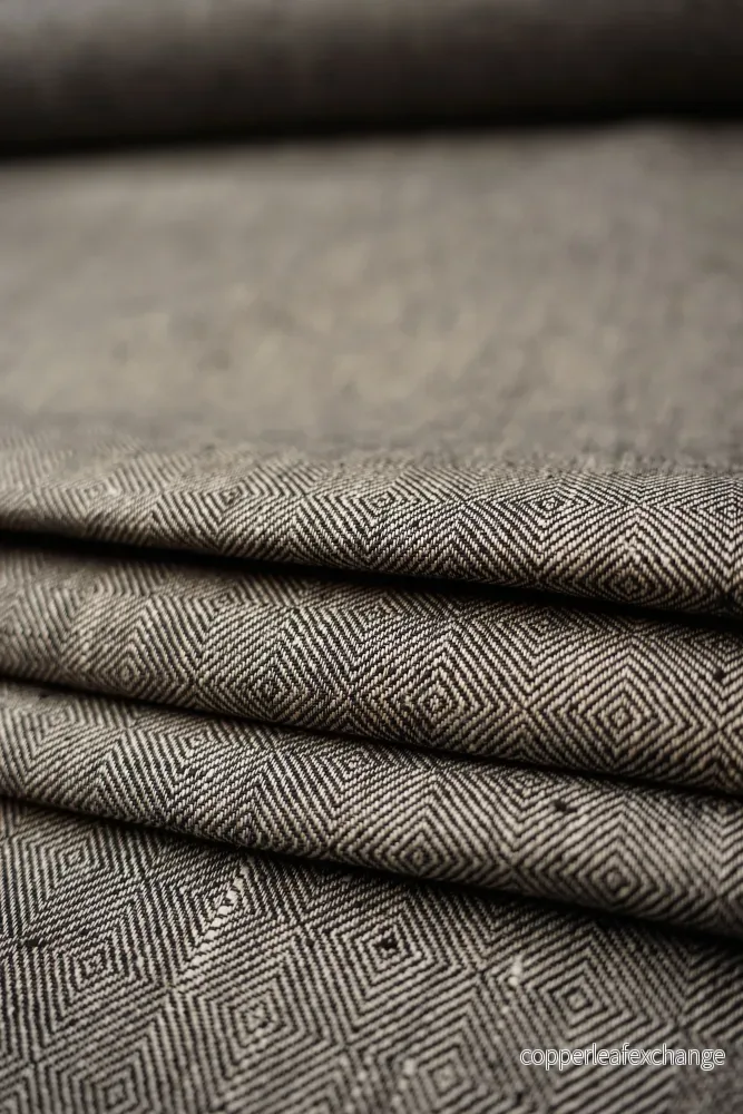 Deadstock – Linen Fabric – Goose Eye – Black, Linen – DI22 Deadstock – Linen Fabric – Goose Eye – Black, Linen – DI22