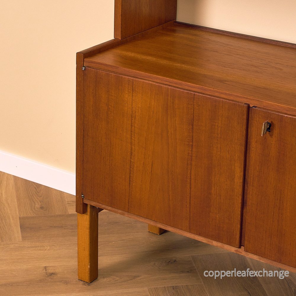 Svenskt polyform hyllsystem i teak - Bild 3