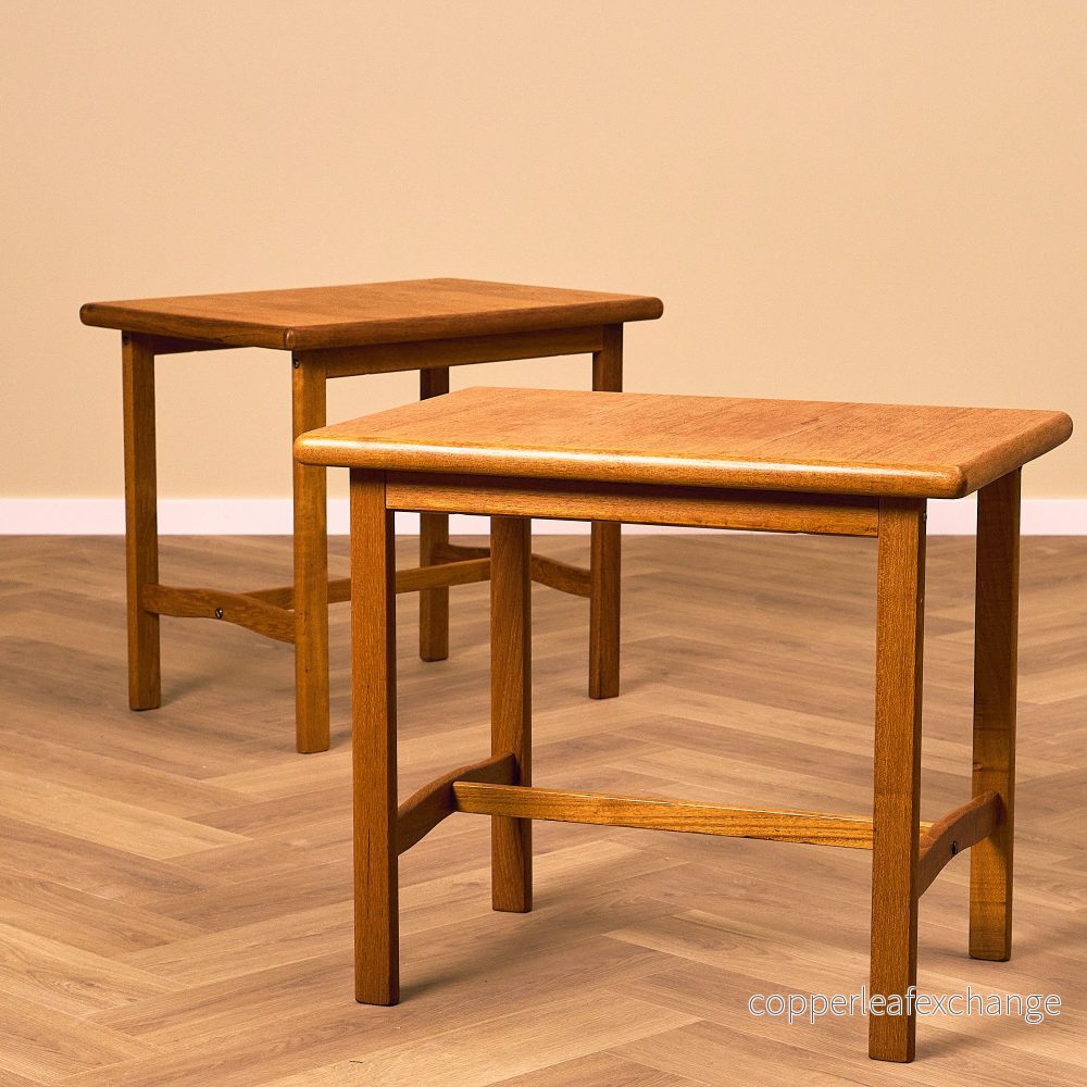 Svenskt sidobord i teak av Alberts, Tibro Svenskt sidobord i teak av Alberts, Tibro