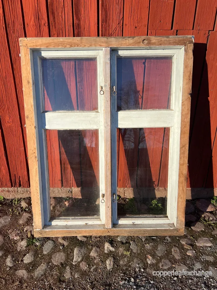 Fönster med karm 103,5×128,5