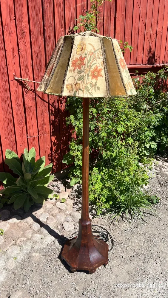 Golvlampa Golvlampa