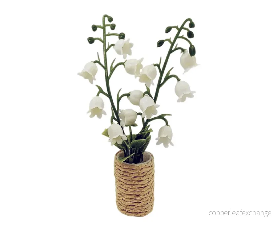 Miniatyr – Vit blomma med gröna blad i kruka för dockhus, krukväxt Miniatyr – Vit blomma med gröna blad i kruka för dockhus, krukväxt