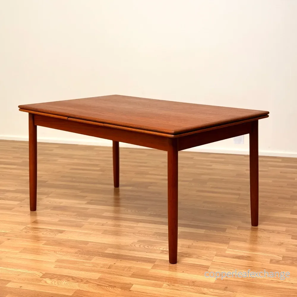 Danskt matbord i teak Danskt matbord i teak