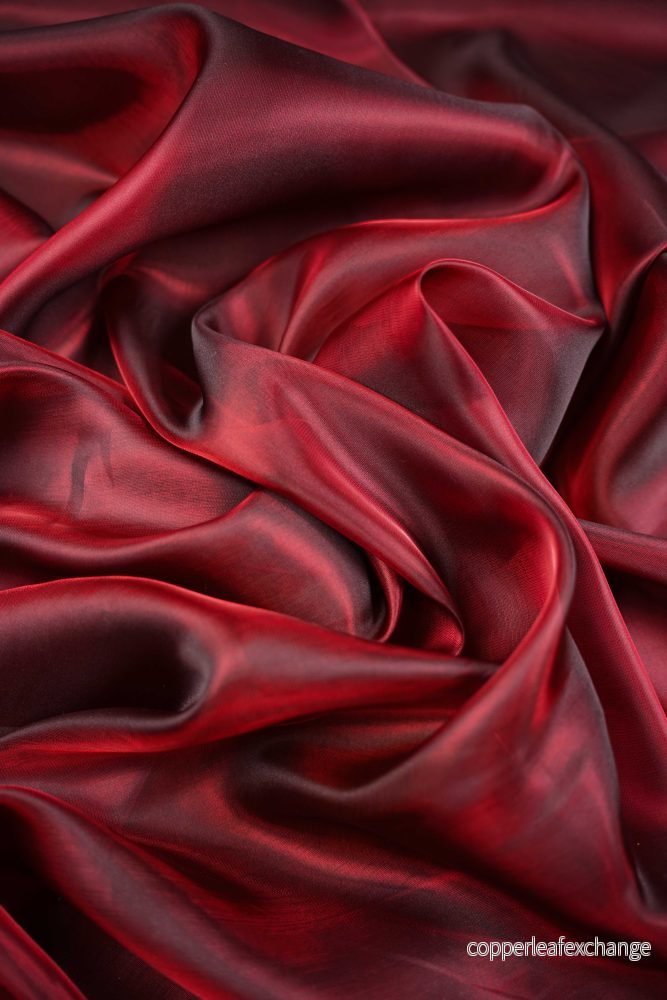 Organza – Iridescent – Gloss – Red – 335 Organza – Iridescent – Gloss – Red – 335