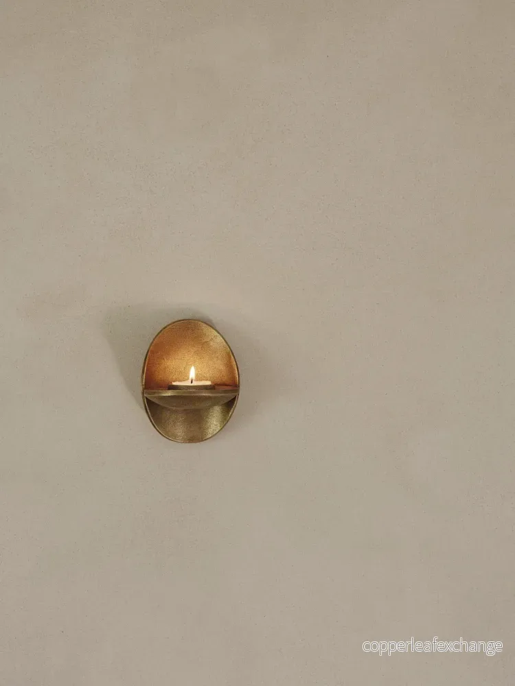 Agapé Wall Tealight Holder
Brass finish - Bild 3