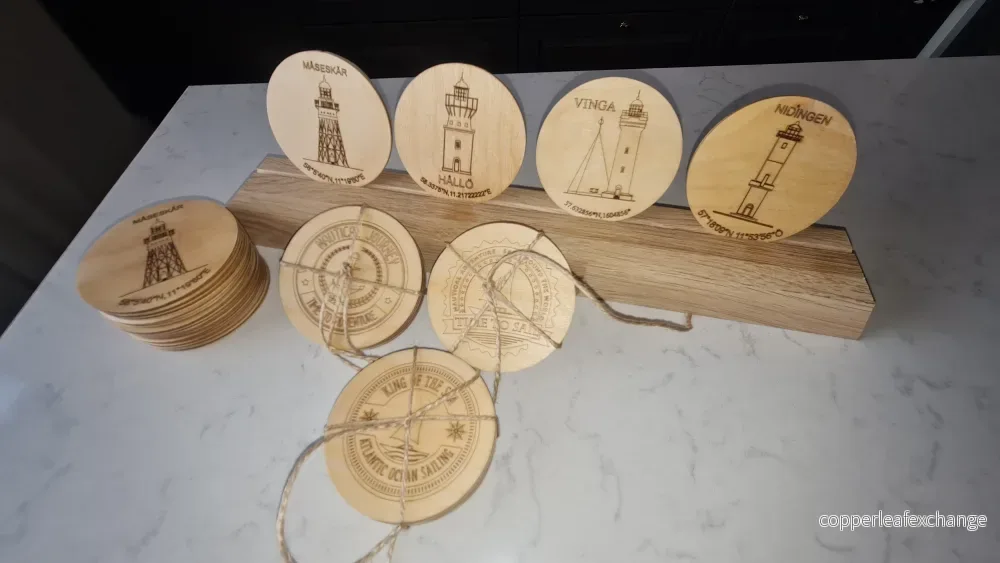 Glasunderlägg med lasergravyr havsmotiv