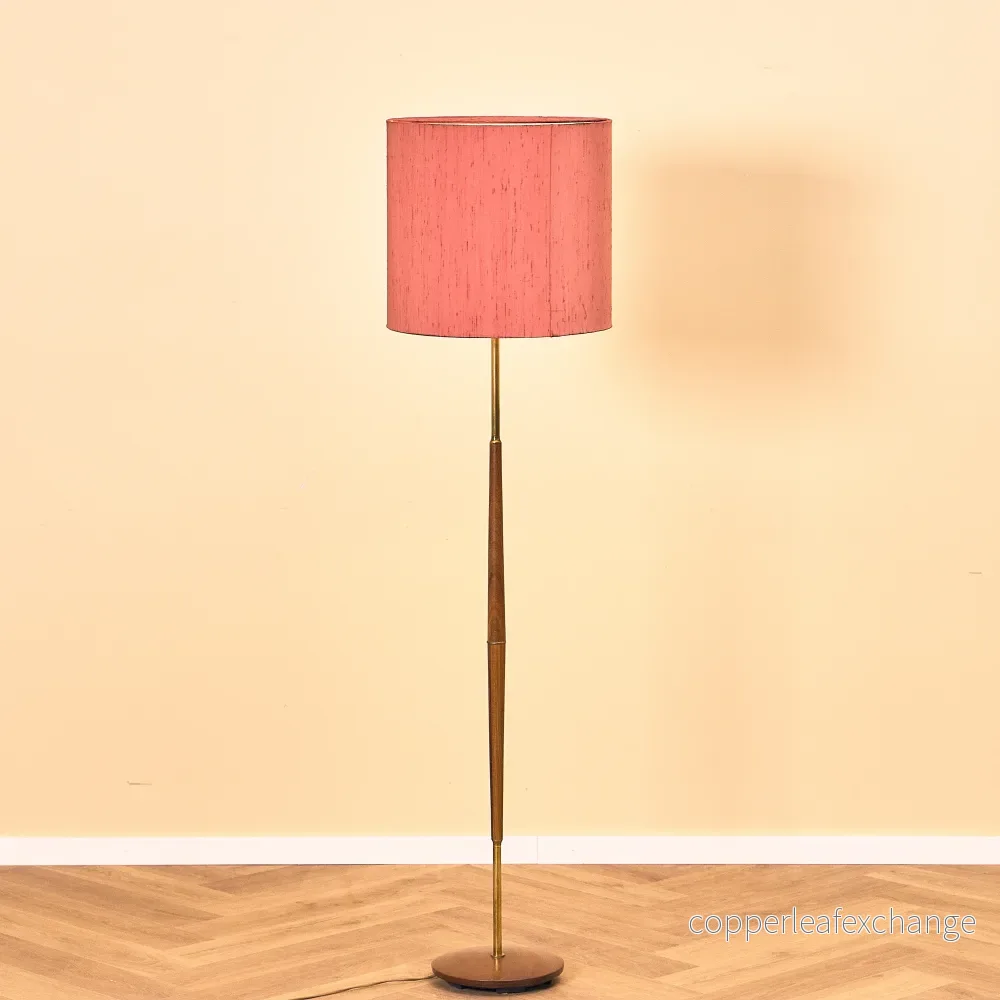 Svensk golvlampa i teak och mässing - Bild 2