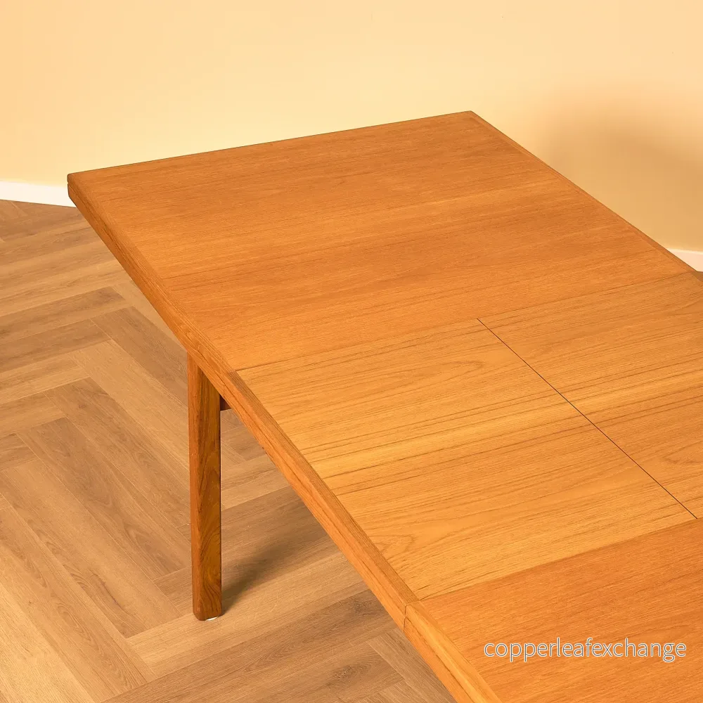 Svenskt rektangulärt matbord i teak av Skaraborgs möbelfabrik AB, Tibro - Bild 3