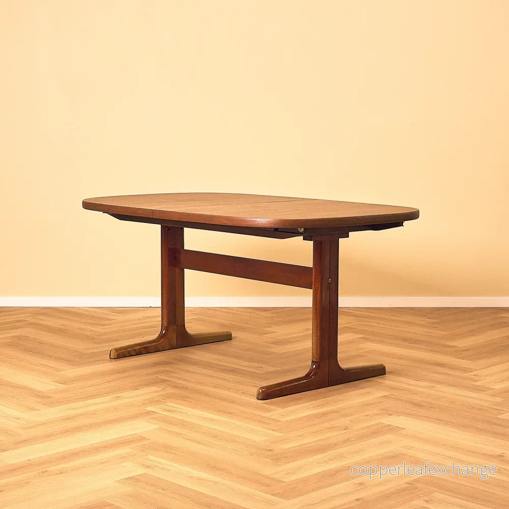 Danish dining table in mahogany by Farstrup Danish dining table in mahogany by Farstrup