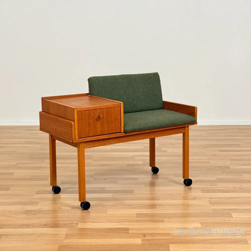 Hallbänk i teak, 1950-60-tal, Sverige